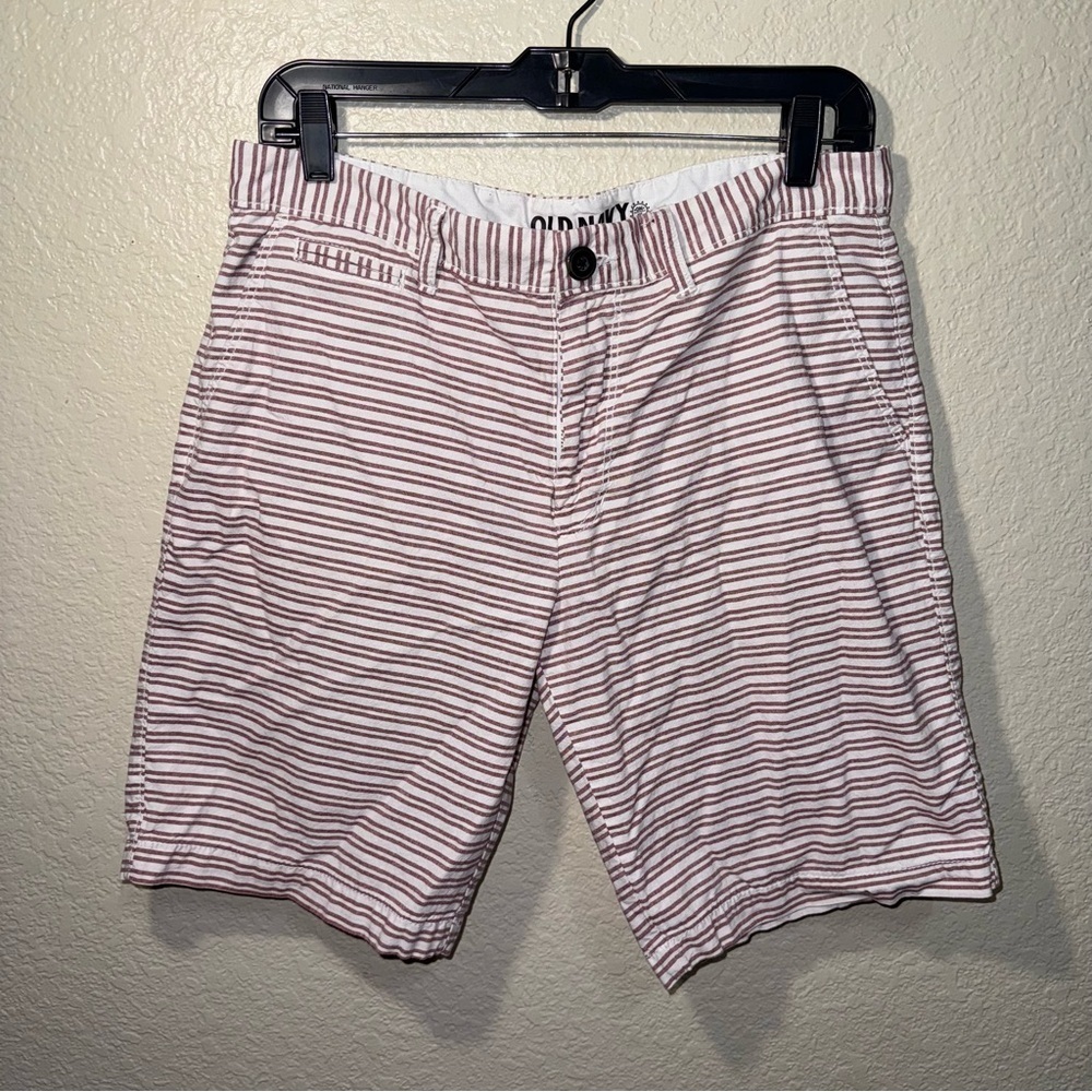 Old Navy Men’s Red White Striped Shorts 32 Flat Front Casual Summer